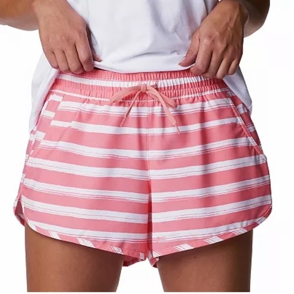Columbia Women’s Bogata Bay Stretch UPF 50 Print Shorts Size XXL Coral Stripe - Picture 1 of 9